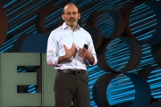 A simple way to break a bad habit | Judson Brewer