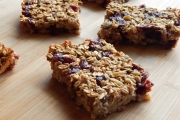 Healthy Oatmeal Breakfast Bars Recipe